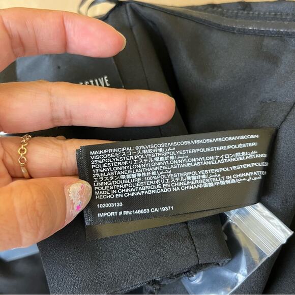 C/MEO Collective Black Crop Top - Picture 7 of 7